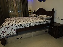 Casa De Abhishek - Breezy 2 BHK