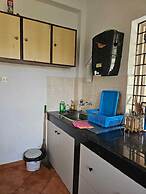 Casa De Abhishek - Breezy 2 BHK