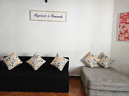 Casa De Abhishek - Breezy 2 BHK