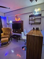 Casa De Abhishek - Breezy 2 BHK