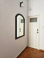 Casa De Abhishek - Breezy 2 BHK