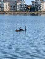 Stylish Comfotabe Riverside Cottage