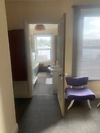 Stylish Comfotabe Riverside Cottage