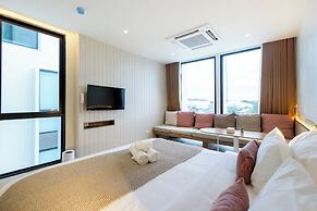 Good Nakhonsawan Hotel