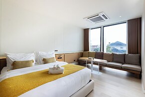 Good Nakhonsawan Hotel