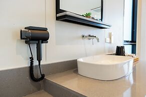 Good Nakhonsawan Hotel