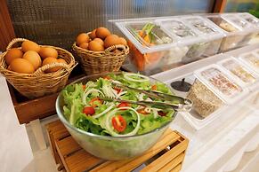 Good Nakhonsawan Hotel