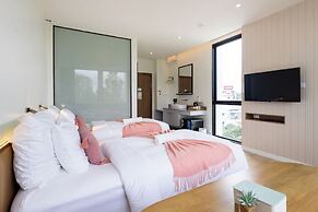 Good Nakhonsawan Hotel