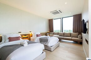 Good Nakhonsawan Hotel