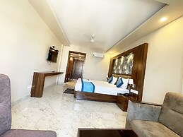 Ambika Palace - Puri near Sea Beach