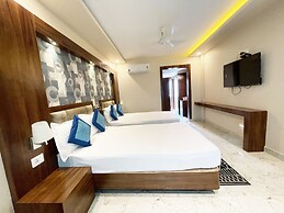 Ambika Palace - Puri near Sea Beach