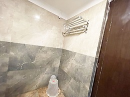 Ambika Palace - Puri near Sea Beach