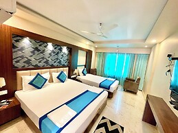 Ambika Palace - Puri near Sea Beach