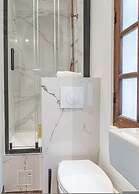 Lavie Maison Marais Studio Gem