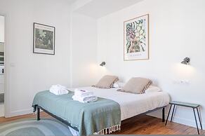 Lavie Maison the Spacious