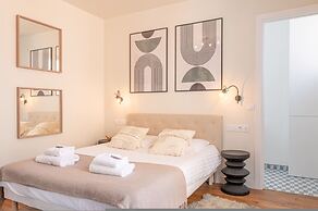 Lavie Maison the Spacious