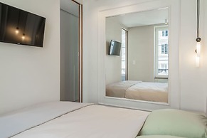 Lavie Maison Eiffel Dominique