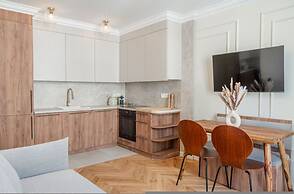 Lavie Maison Eiffel Dominique