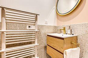Lavie Maison Hot Tub Seaside Studio