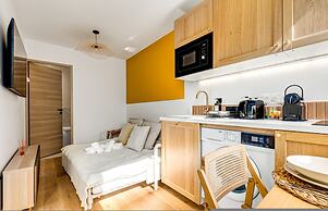 Lavie Maison Hot Tub Seaside Studio