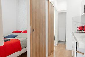 Augereau2 6 pax in Paris