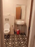 The Hive Cottage By Royal Collection