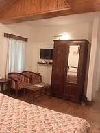 The Hive Cottage By Royal Collection