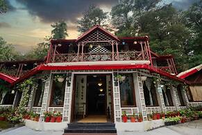 The Hive Cottage By Royal Collection