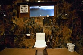 The Hive Cottage By Royal Collection