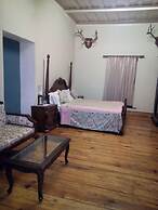 The Hive Cottage By Royal Collection