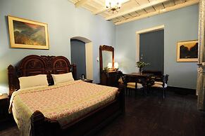 The Hive Cottage By Royal Collection