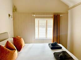 Hideaway Cottages - Greenacres Estates