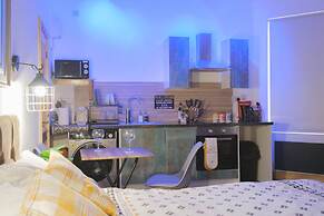 Industrial Studio Near Headingley Stadium