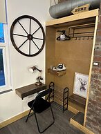 Industrial Studio Near Headingley Stadium