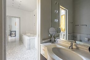 Stylish 1 br Close to Duomo