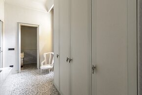 Stylish 1 br Close to Duomo