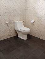 Golden Beach Hotel & Restaurant