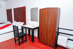 Golden Beach Hotel & Restaurant