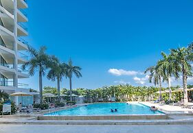 w Comfy 2BR w Ocean View and Pool in CTG