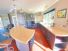 Paton s Beachfront Villa