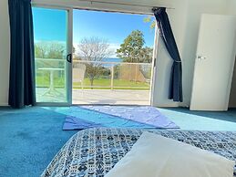 Paton s Beachfront Villa