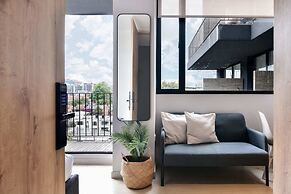 w Enchanting Loft w Balcony in El Nogal