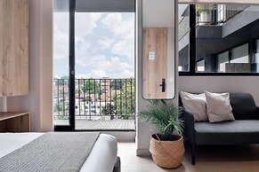 w Enchanting Loft w Balcony in El Nogal