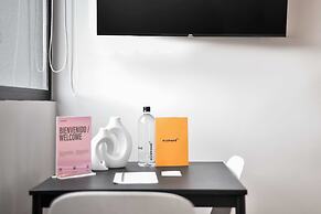 w Enchanting Loft w Balcony in El Nogal