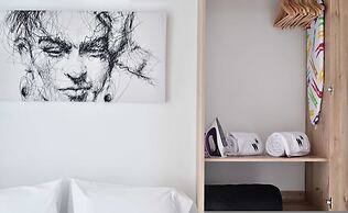 w Enchanting Loft w Balcony in El Nogal