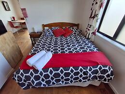 Motel Style Unit in the Heart of Collingwood
