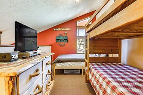 Walk to Ski Lift & Hiking: Granby Ranch Condo!