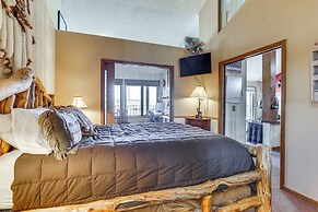 Walk to Ski Lift & Hiking: Granby Ranch Condo!