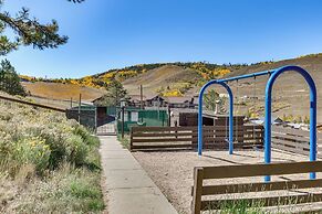 Walk to Ski Lift & Hiking: Granby Ranch Condo!