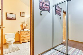 Walk to Ski Lift & Hiking: Granby Ranch Condo!